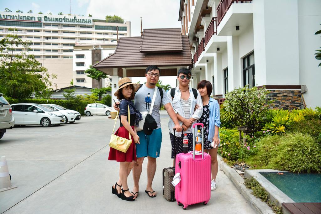 The Choice Hotel - Adults Only Bangkok Exterior photo